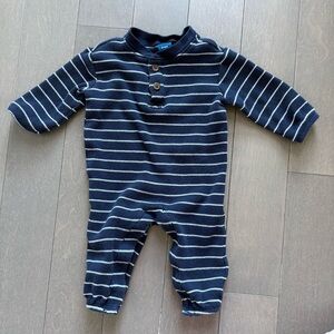 3/$20🌟 Old Navy Striped Navy Blue One Piece, 3-6M